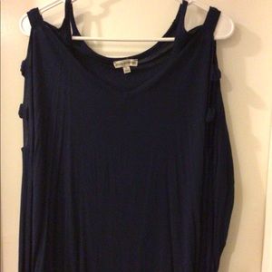 Zenana outfitters long sleeve large blue shirt.